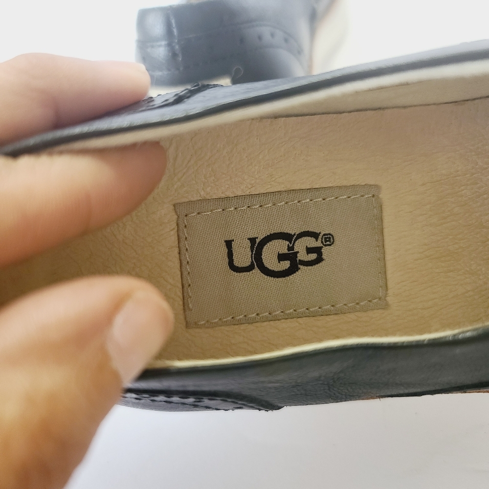 UGG Hadria Black Leather Slip-On Trainer Shoes Size 7.5 - Picture 6 of 10